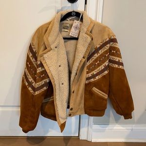 “Yellowstone Jacket” from Ghanda.